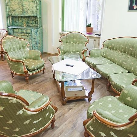Lucky Travelers Room Tbilisi ภายนอก รูปภาพ