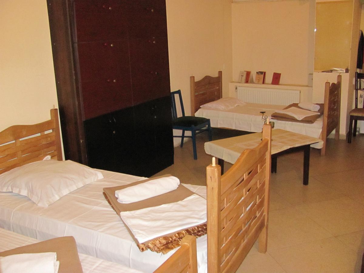 Lucky Travelers Room Tbilisi ภายนอก รูปภาพ