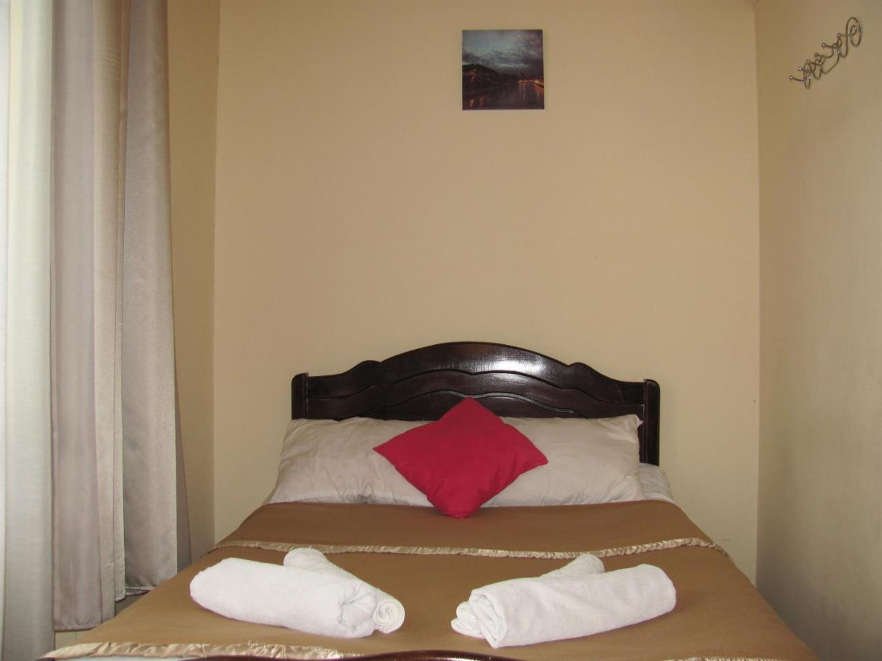 Lucky Travelers Room Tbilisi ภายนอก รูปภาพ