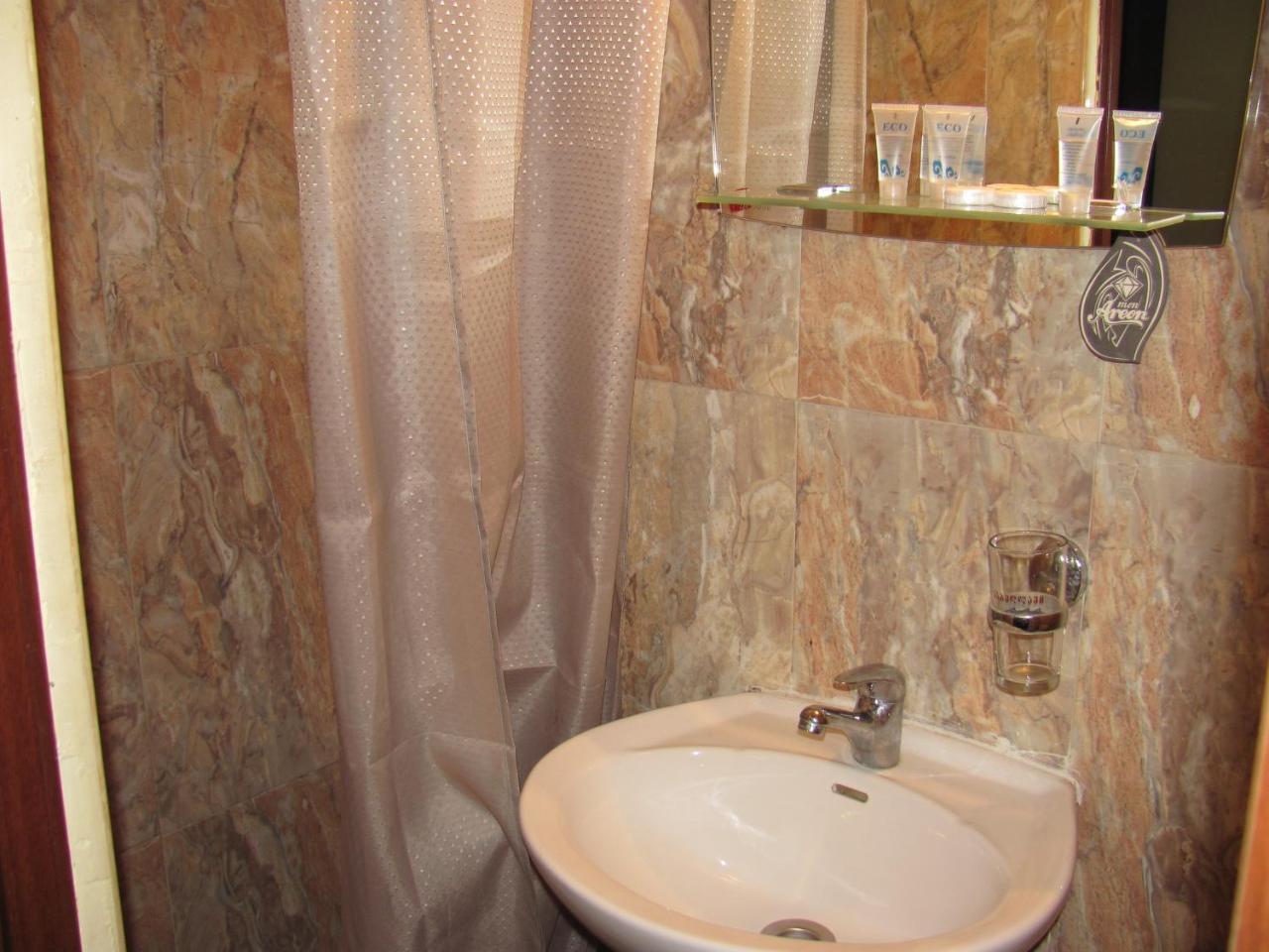 Lucky Travelers Room Tbilisi ภายนอก รูปภาพ
