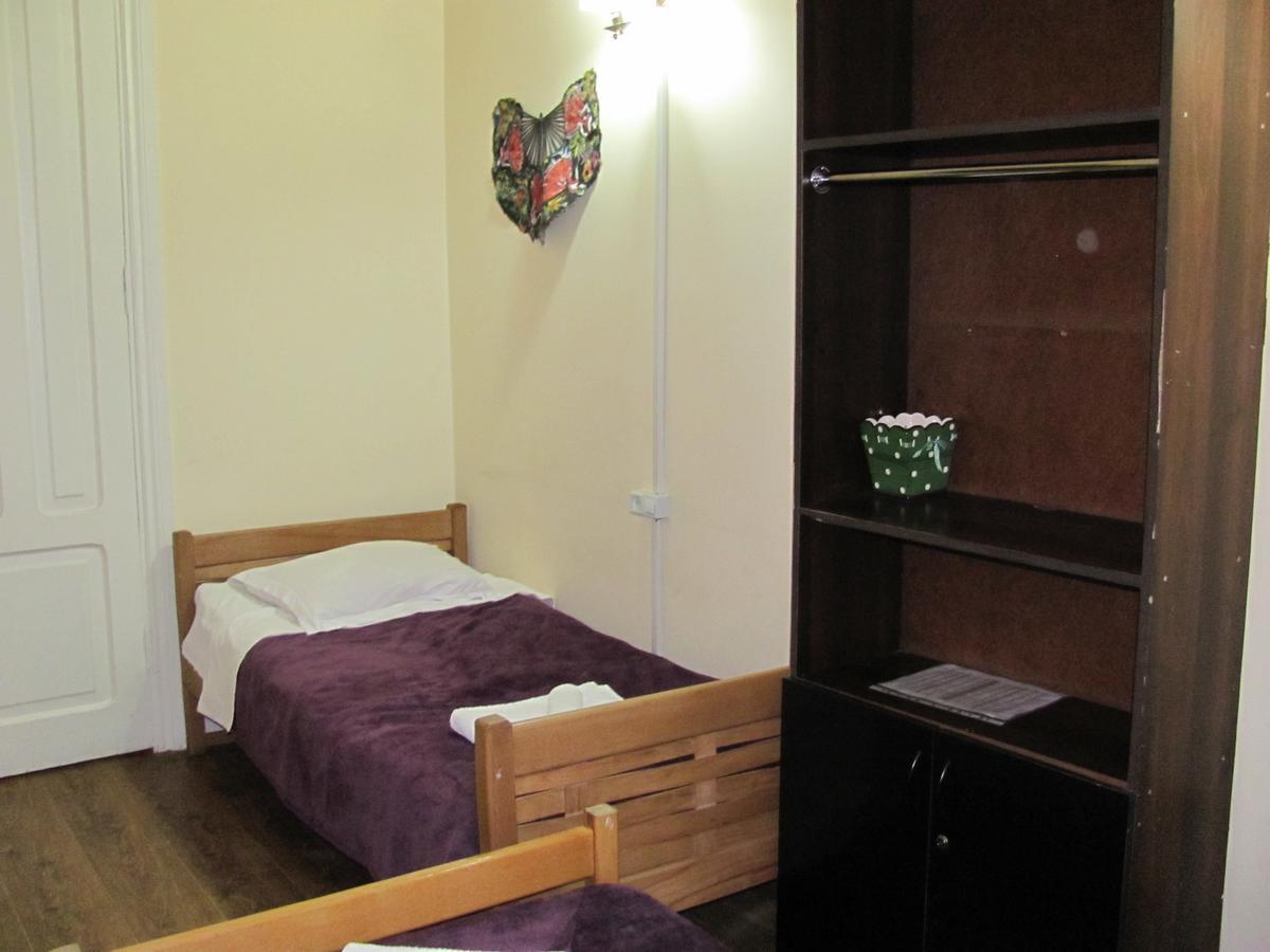 Lucky Travelers Room Tbilisi ภายนอก รูปภาพ